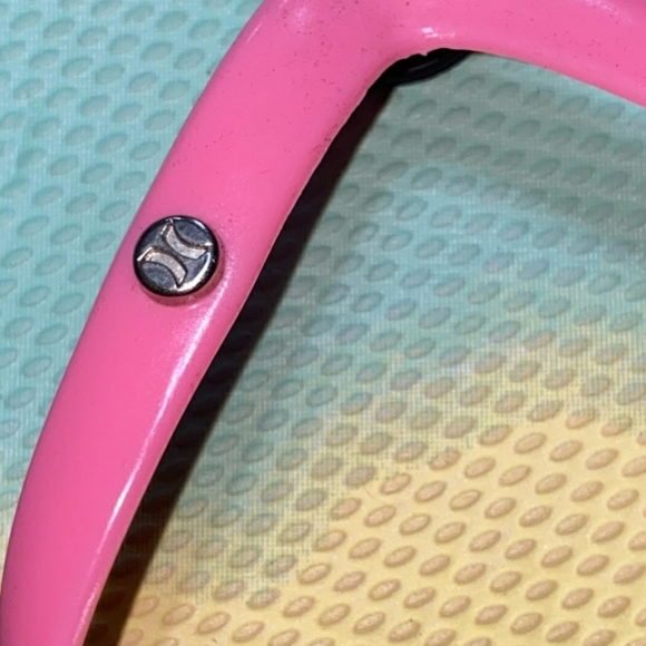 NWT Women's Hurley Flip-flops - Picture 3 of 4